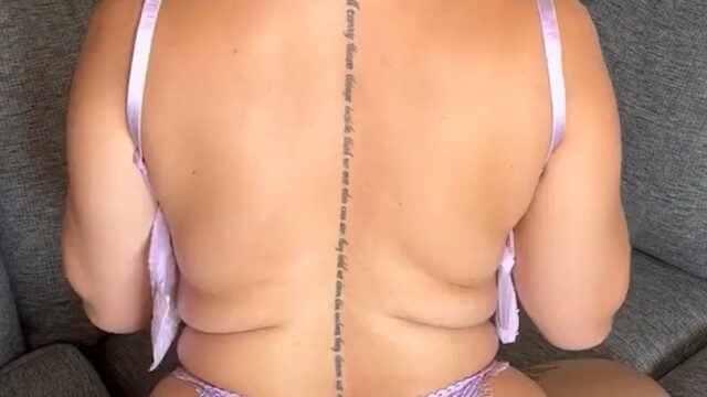 Snowmixy Hot Nude show in bed