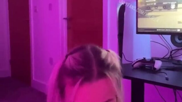 Khloe Knowles Gamer Girl Sex Video Leaked