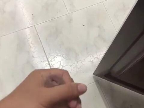 I Discover My Aunt Dripping With A Doll And I Fuck Her Hard